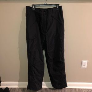 Women’s ski pants